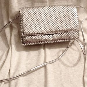 VINTAGE SILVER METAL MESH SMALL PURSE